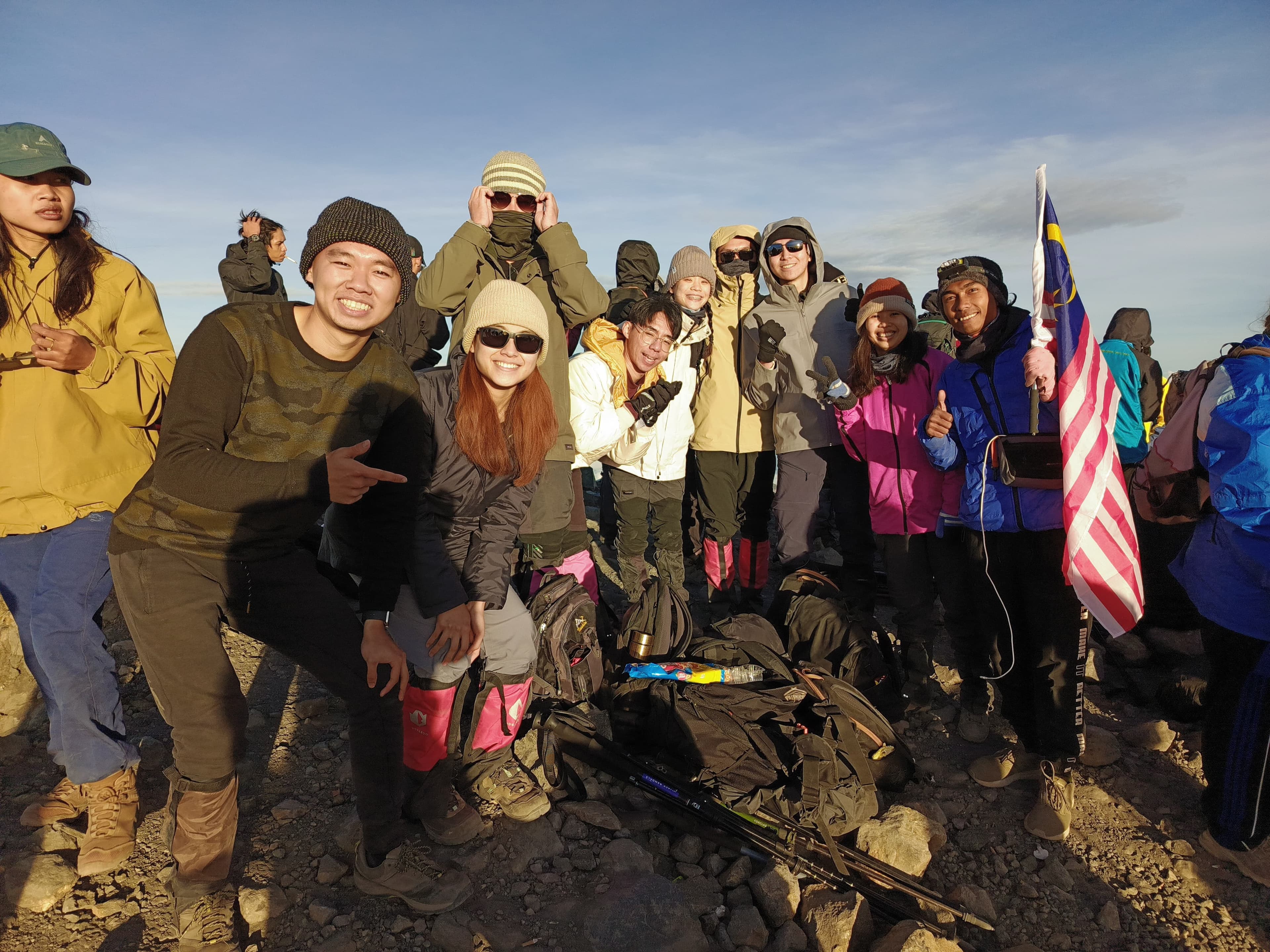 Mount Rinjani Hiking OOTD: Stay Stylish, Warm, and Safe