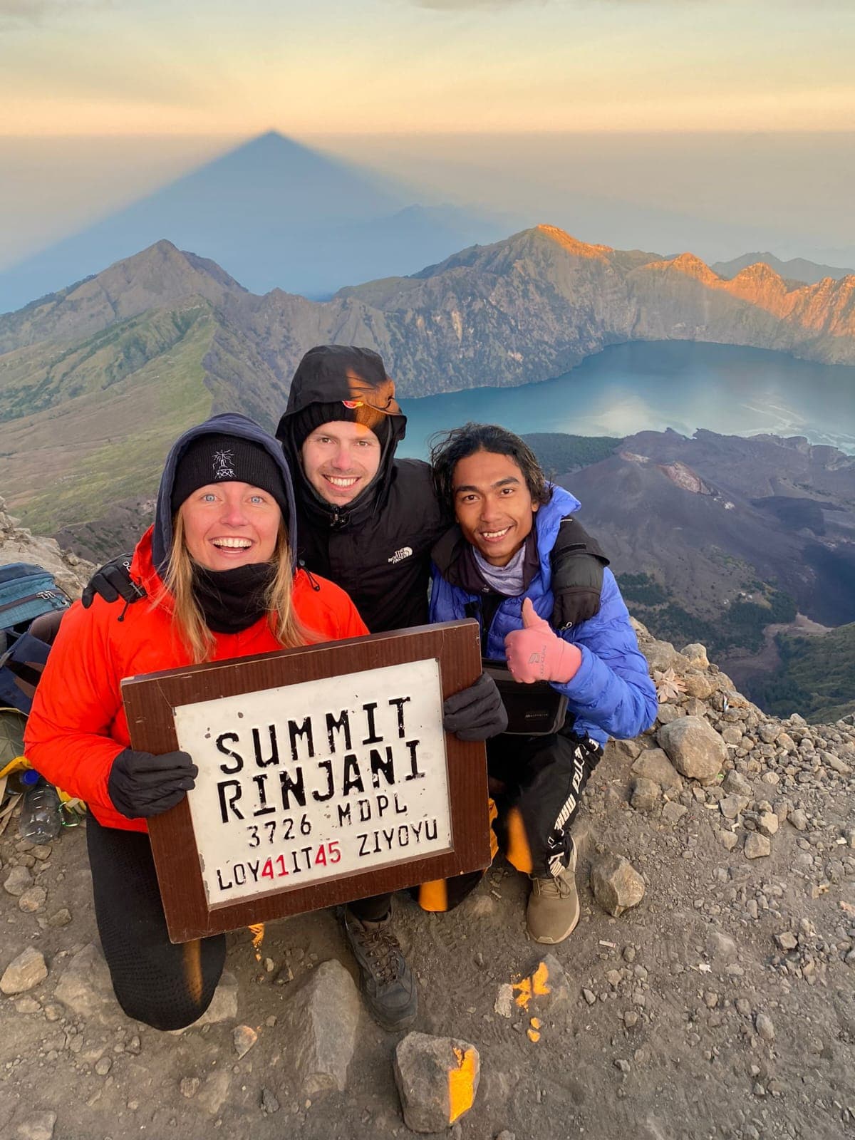 Hiking Rinjani on a Budget: Money-Saving Tips for Students